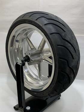 41497-08a Harley-davidson Fxcwc Rocker Rear Wheel Aluminum 18 X 8.0 And Dunlop Tire