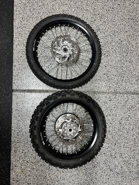Honda 44650-mke-a50 2024 Crf450rl Oem Wheels And Tires 21 Inch Front 18 Rear Complete Set