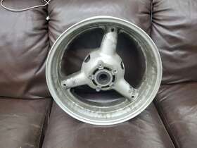 64111-33e30-bap Suzuki 96-00 Gsxr 600 750 Oem Rear Wheel Rim Straight
