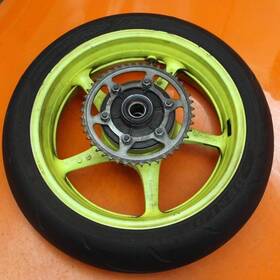 5sl-25338-00-0x Yamaha 2003-2011 Yzf R6 R6r Straight Rear Wheel Back Rim W Tire