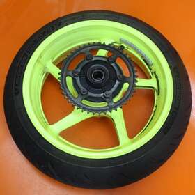 5vy-25338-00-00x Yamaha 5vy-25338-00-0x 5vy-25338-00-98 2015 2014 2013 2012 2011 2010 2004-2012 Yzf R1 Oem Straight Rear Wheel Back Rim W Tire