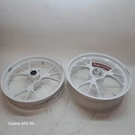 Pair Of Original Wheels Ducati Streetfighter V4 Supreme And Panigale. Fixed Price $3477.96.